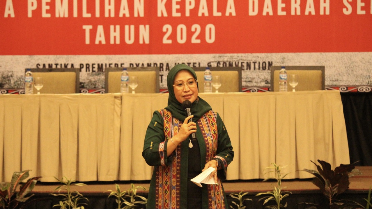 Ratna Dewi Pettalolo sampaikan Problematika Umum yang dihadapi pada Penanganan Pelanggaran Tindak Pidana Pemilihan Tahun 2020