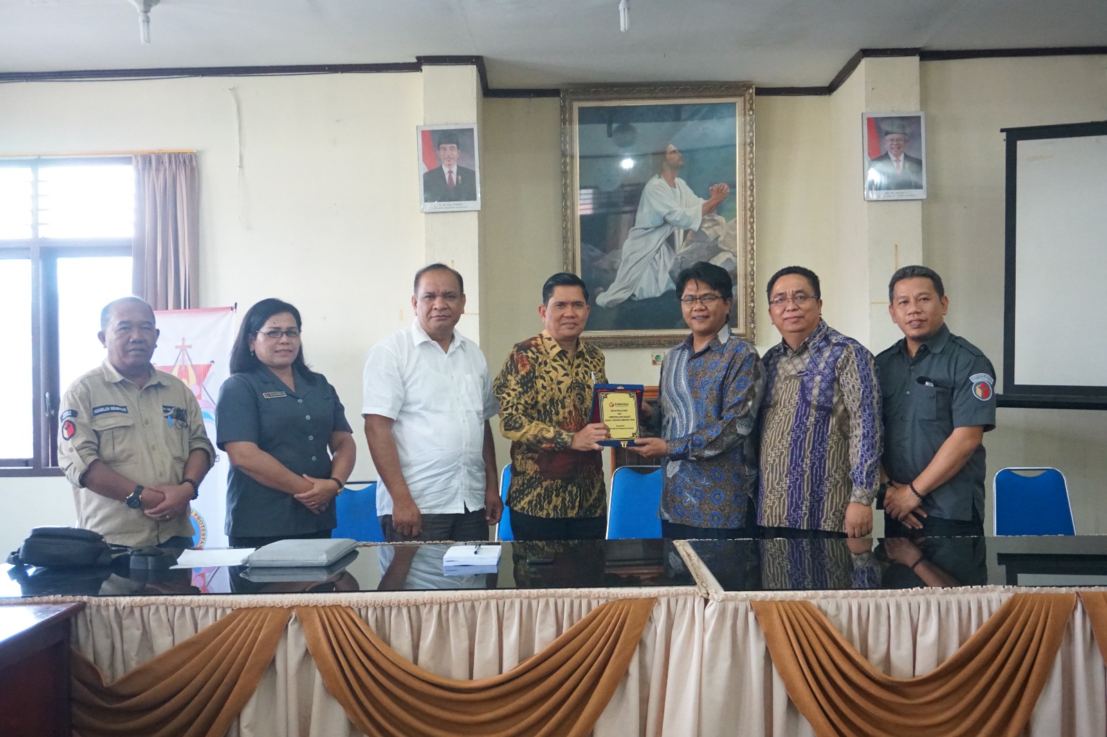 Sambangi GBKP Pusat, Bawaslu Sumut Ajak Kolaborasi Awasi Pemilu