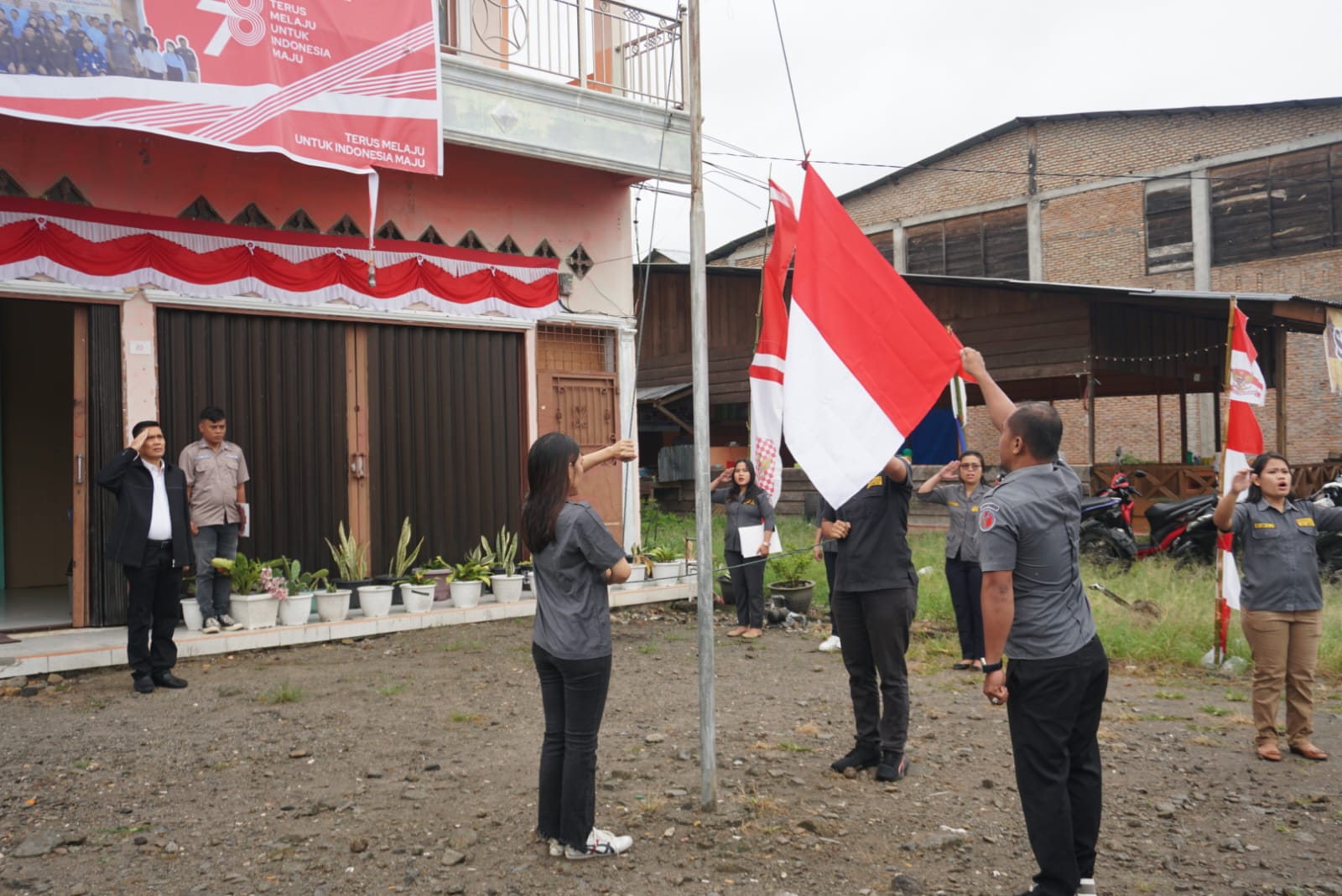 Upacara 17 Agustus 2023 di Samosir, Suhadi Ajak Pengawas Tingkatkan Integritas