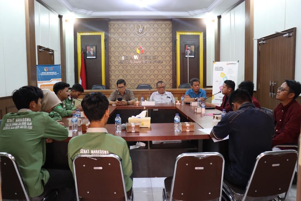 Bawaslu Sumut Terima Audiensi Lembaga Pemantau Pemilu dan Organisasi Masyarakat
