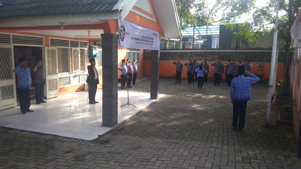 Peringati Hari Pahlawan 2019, Bawaslu Sumut Gelar Upacara Bendera