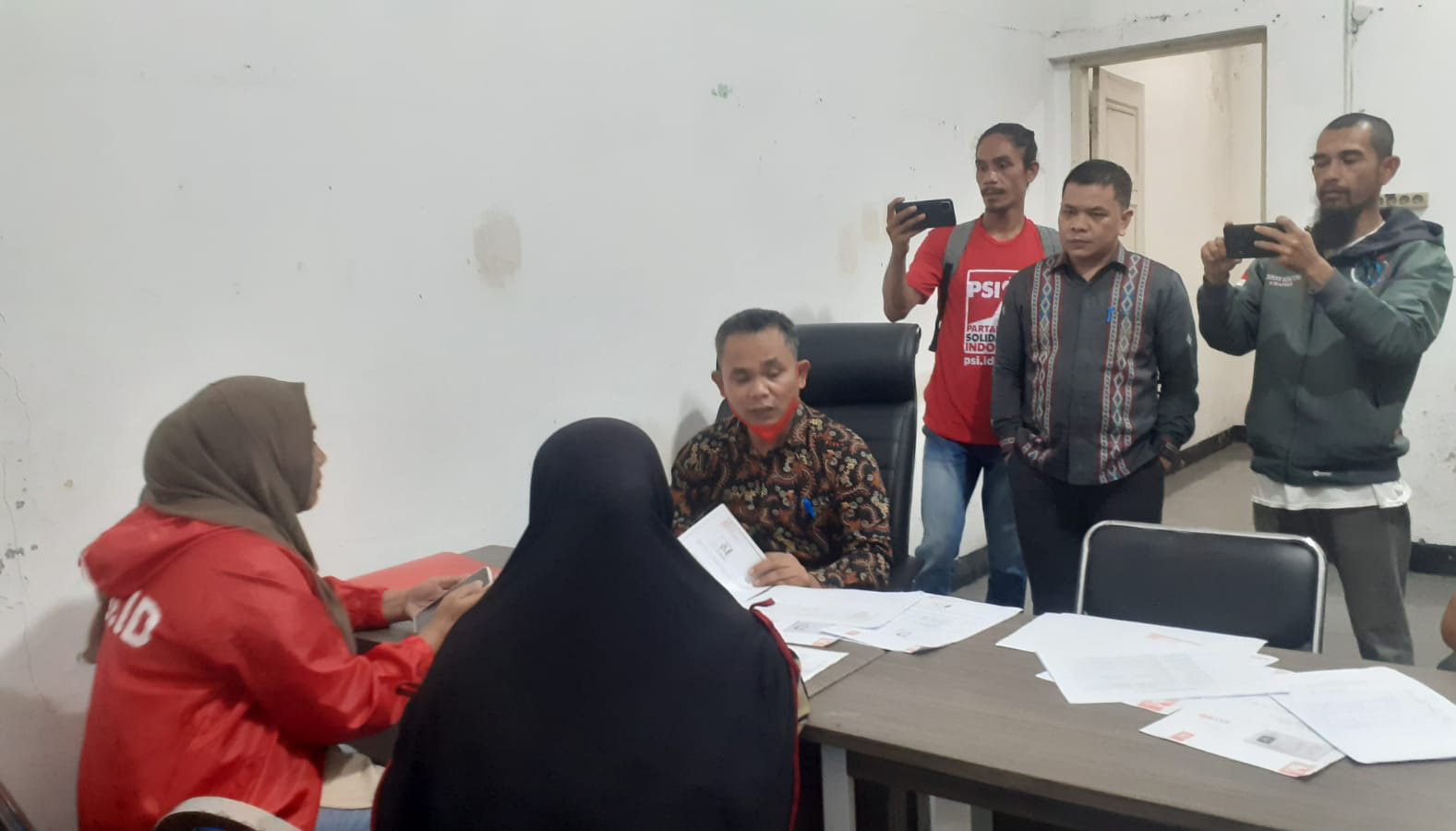 Pastikan Jajaran Melaksanakan Tugas Pengawasan, Agus Salam Datangi Kantor KPU Pematang Siantar