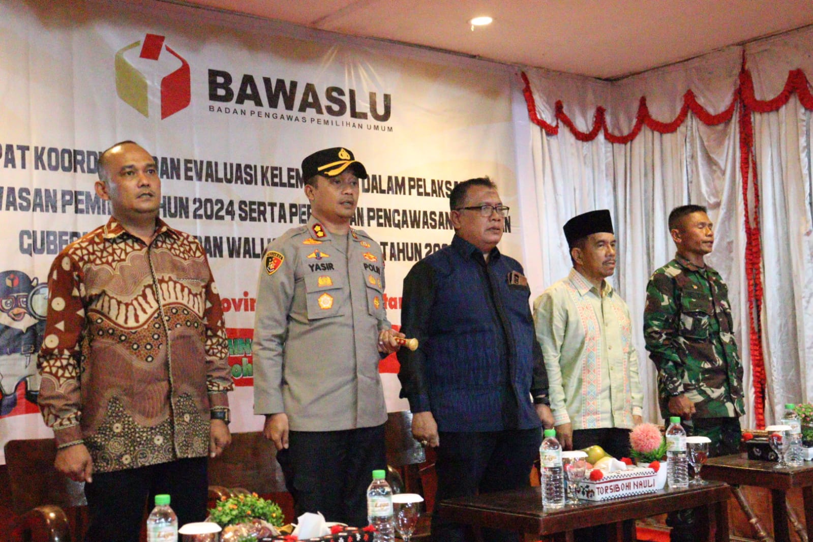 Menciptakan Bawaslu Berintegritas dan Transparan, Bawaslu Provinsi Sumut gelar Rakor dan Evaluasi Kelembagaan Pelaksanaan serta Persiapan Pengawasan Pilkada 2024