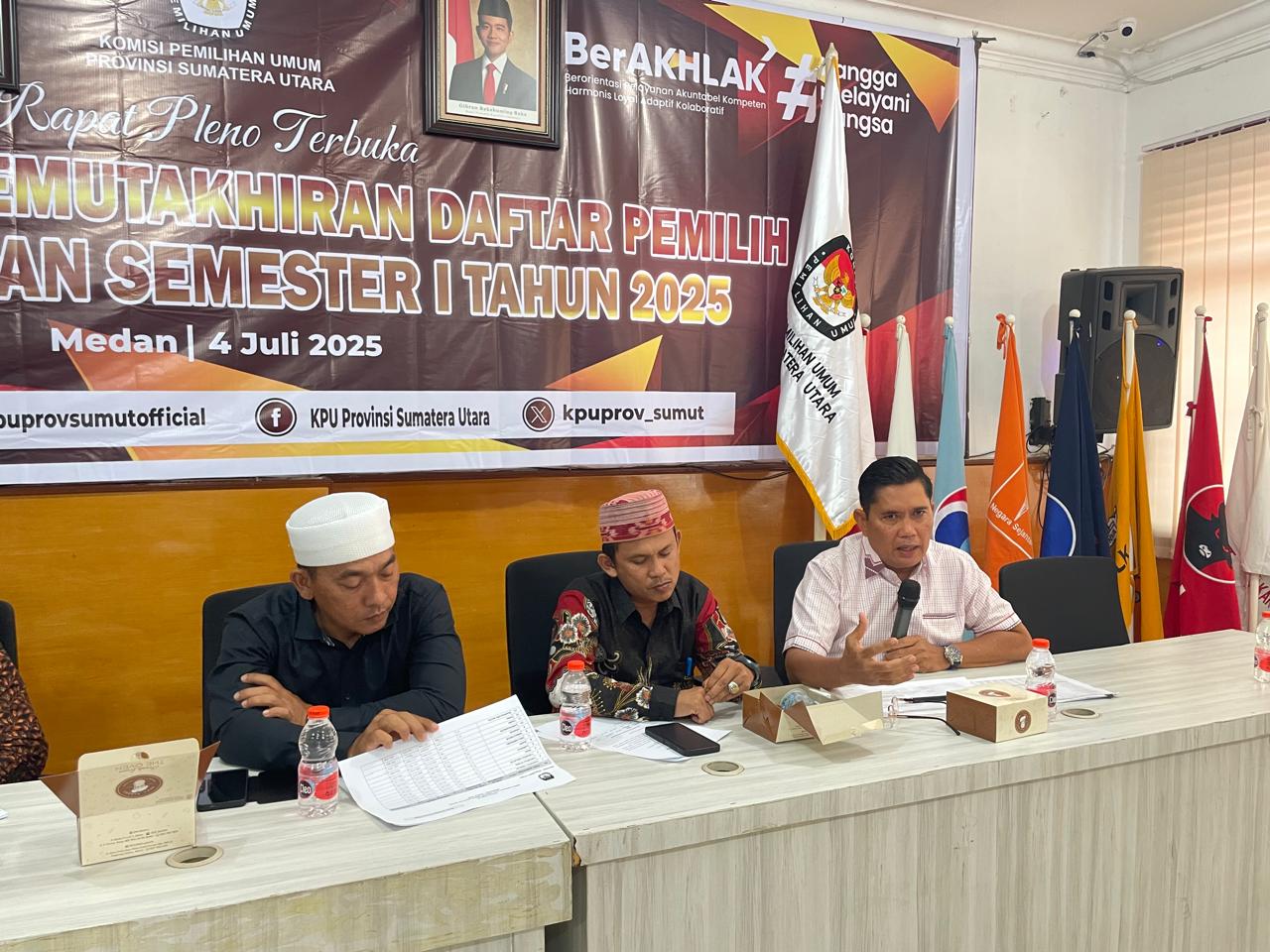 Hadiri Rapat Pleno Terbuka, Suhadi Harapkan Kesempurnaan Pemutakhiran Data Pemilih Berkelanjutan Untuk Kedepannya