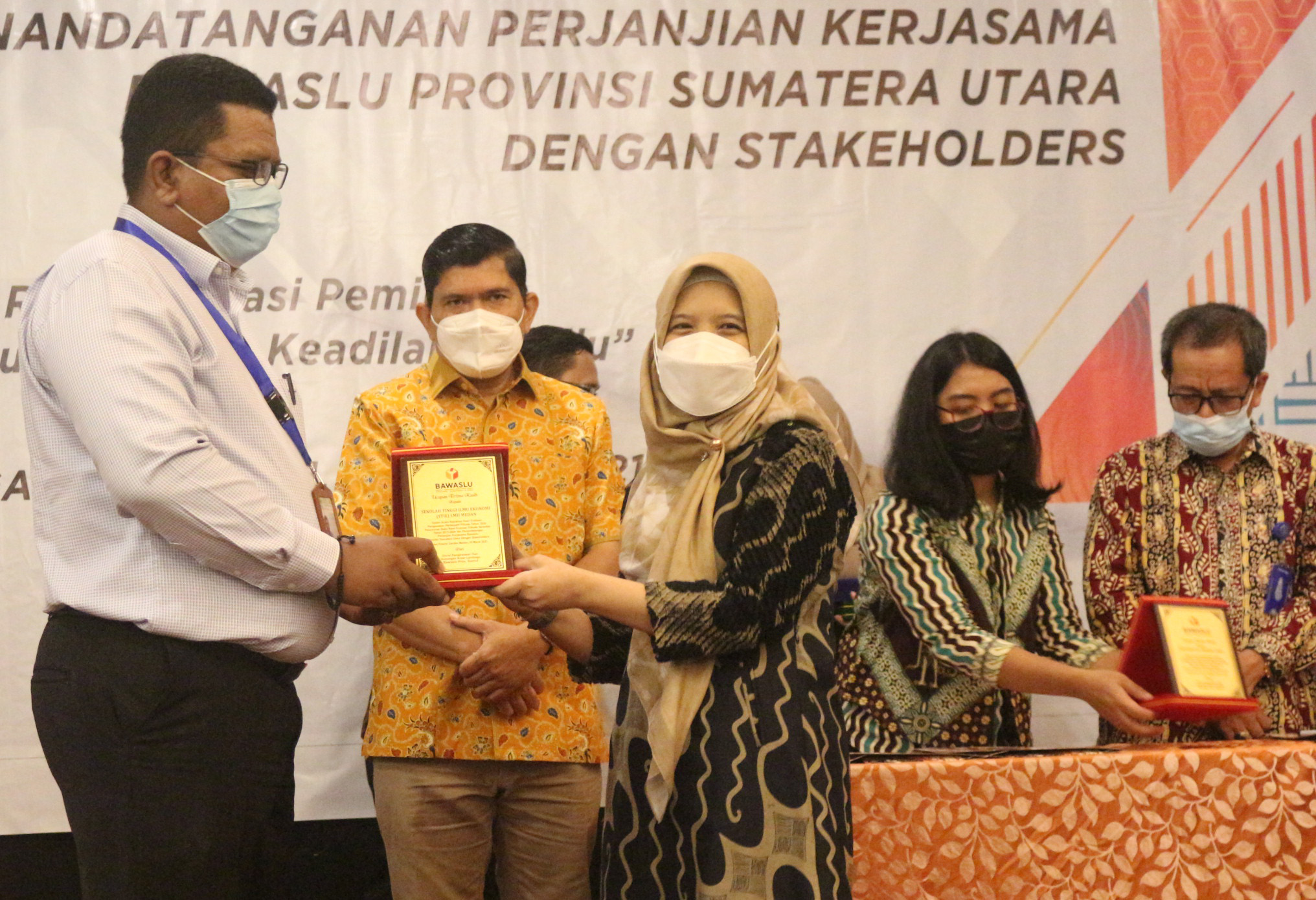 Bawaslu Sumut Kerjasama dengan Sembilan PT