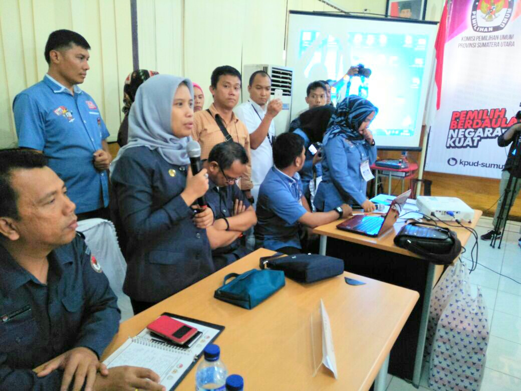 TIM WASKAT BAWASLU SUMUT AWASI PENDAFTARAN BALON GUBSU