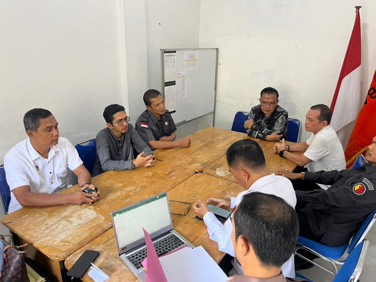 Ketua Bawaslu Sumut Melaksanakan Konsolidasi Demokrasi Internal Pengawas Pemilu & Perkuat Sprit Pengawasan Melalui Ngabuburit Pengawasan Pada Non Tahapan Pemilu
