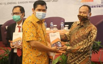 Bawaslu Sumut Luncurkan Buku Hasil Riset Evaluasi Pilkada 2015 - 2020