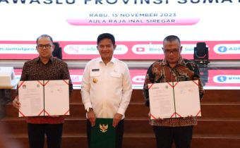 Ketua Bawaslu Sumut Hadiri Penandatanganan NPHD Pemilihan Gubernur Sumatera Utara Tahun 2024