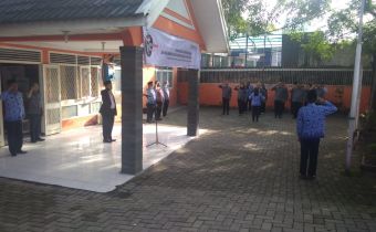 Peringati Hari Pahlawan 2019, Bawaslu Sumut Gelar Upacara Bendera