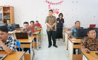 Suhadi Takjub Dengan Animo Masyarakat Nias Selatan Ikuti Seleksi Panwascam