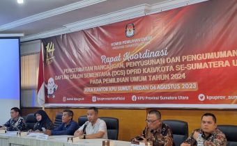 BAWASLU SUMUT HADIRI ACARA PENYAMPAIAN  BA HASIL AKHIR VERMIN BACALON DPD RI DAN DPRD DAPIL SUMUT