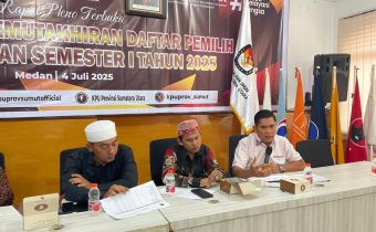 Hadiri Rapat Pleno Terbuka, Suhadi Harapkan Kesempurnaan Pemutakhiran Data Pemilih Berkelanjutan Untuk Kedepannya