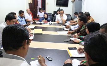 JELANG PENDAFTARAN PASLON GUBERNUR, BUPATI DAN WALIKOTA, BAWASLU SUMUT LAKUKAN RAPAT KONSOLIDASI DENGAN PANWAS 8 KABUPATEN/KOTA