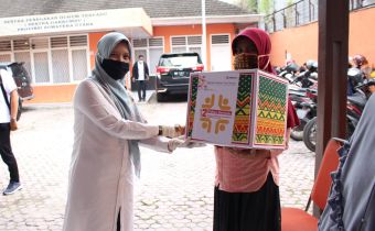 HUT Bawaslu ke 12 Bawaslu Sumut Gelar Doa Bersama, Donasi Sembako dan Donor Darah